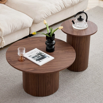 Tables gigognes rondes Ø70 à socle cannelé, décor noyer, lot de 2