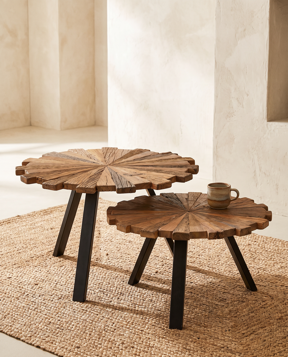 Tables gigognes en bois massif